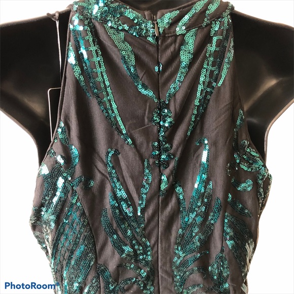 SALE Gorgeous Sequin Gown - Picture 3 of 9